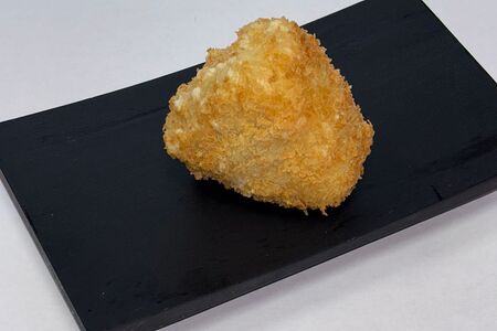 Жареные онигири с курицей