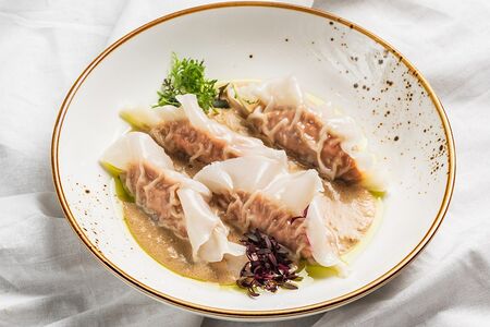 Равиоли с неркой и пармезаном в сливочном соусе 