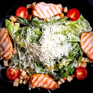 Цезарь с курицей