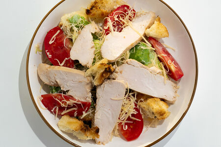 Цезарь с курицей