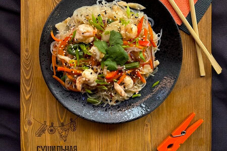 Wok с морепродуктами