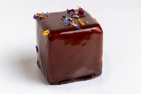 Шоколадно-малиновый вулкан