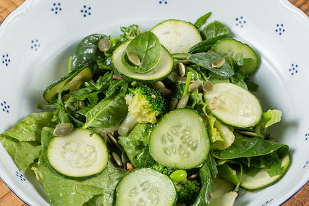 Зеленый салат