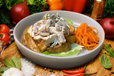 Филе куриной грудки в сливочно-грибном соусе