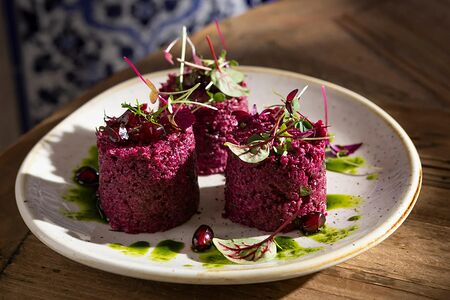 Пхали из свёклы с орехами