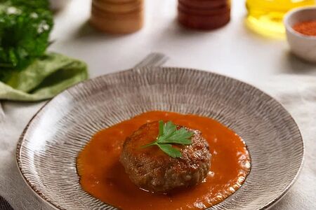 Тефтели из свинины в томатном соусе