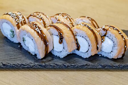 Роллы Запеченная Филадельфия