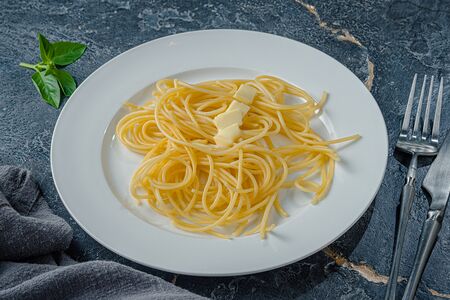 Спагетти с маслом