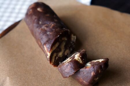 Шоколадная колбаса