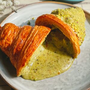 Фисташковый круассан