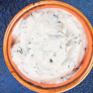 Соус сметанно-чесночный