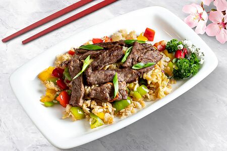 Теппаньяки рис с говядиной