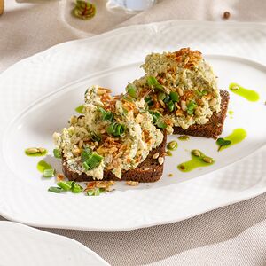 Форшмак на бородинских тостах