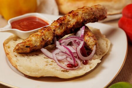 Люля-кебаб из курицы с сыром