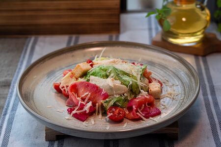 Цезарь с лососем