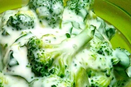 Брокколи в сливках