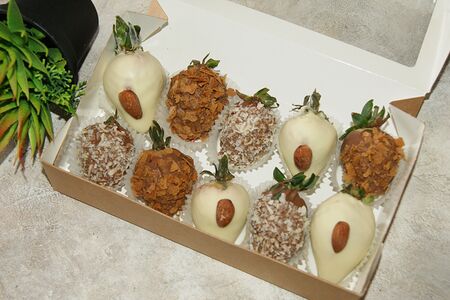 Клубника в шоколаде 