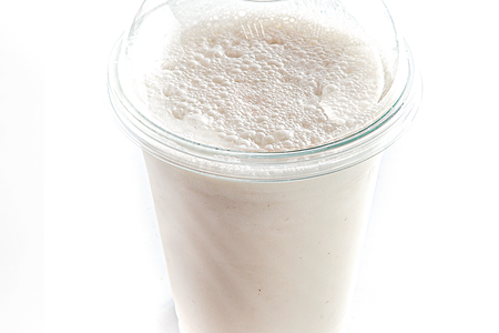 Банановый молочный коктейль