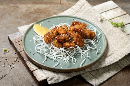 Попкорн из мидий в азиатском соусе