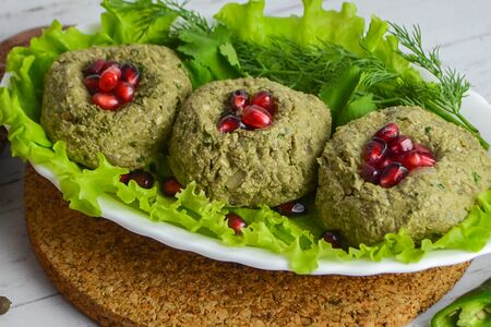 Пхали из стручковой зелёной фасоли