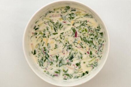 Окрошка на кефире с овощами