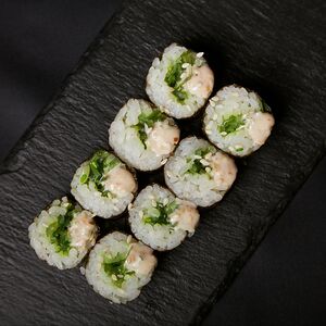 Хосомаки с чуккой