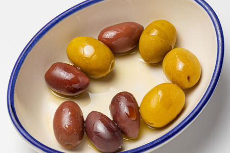 Оливки греческие