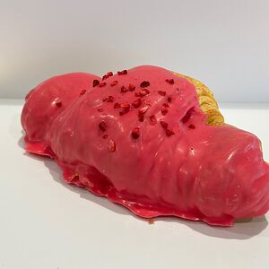 Круассан Малиновый