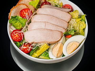 Цезарь с курицей