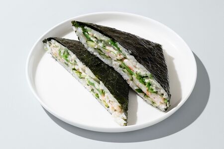 Суши-сэндвич с креветкой