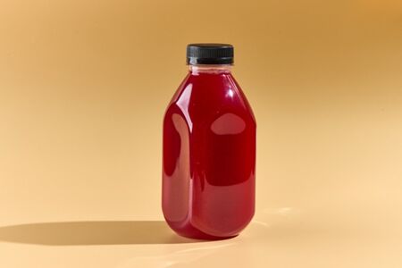 Морс с крыжовником, черноплодной рябиной и базиликом