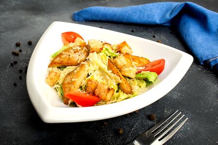 Цезарь с курицей