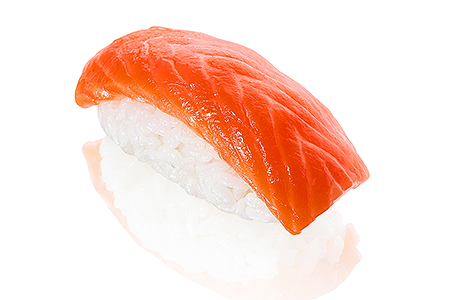 Суши с лососем