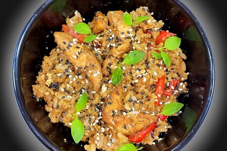 Рис с курицей и овощами