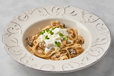 Паста с трюфелем и страчателлой