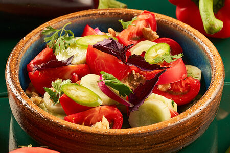 Грузинский овощной салат