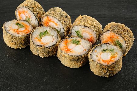 Темпура ролл с тигровой креветкой