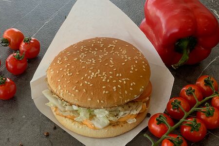 Чикен Бургер