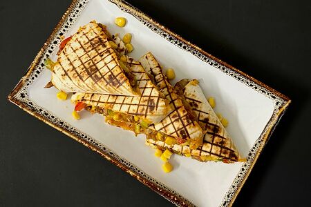 Кесадилья с курицей