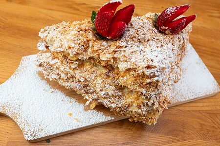 Наполеон с заварным кремом