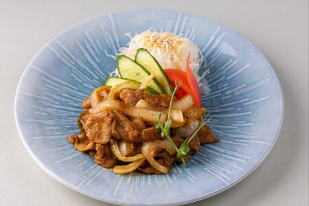 Свинина в имбирном соусе