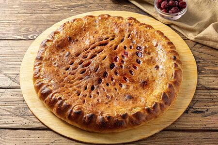 Осетинский пирог с вишней