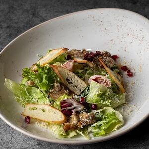 Салат с домашним цыпленком