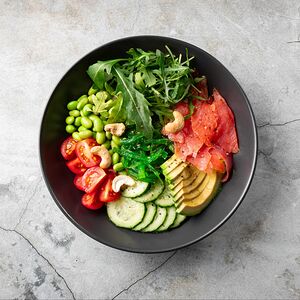 Боул с форелью