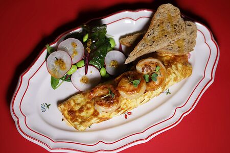 Омлет Том ям с креветками