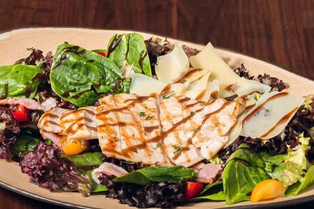 Салат с курицей