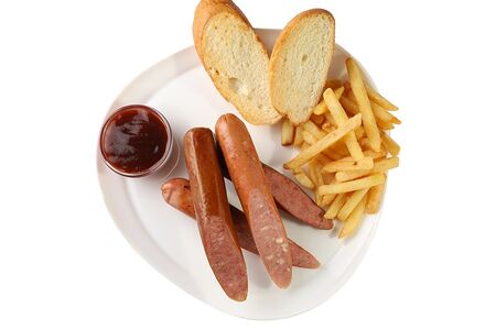 Колбаски с картошкой фри