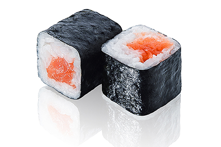 Ролл с лососем