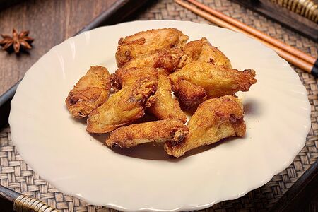 B13 Пикантные куриные крылышки