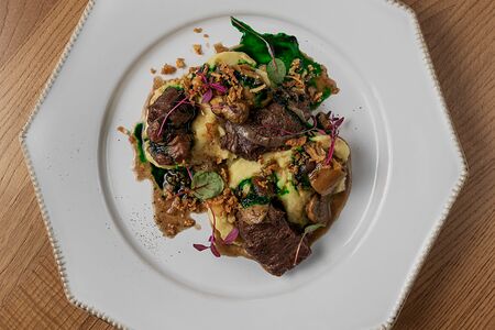 Щёки говяжьи с пюре